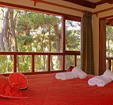 Hosteria Y Cabanas Altamar De Las Pampas Exterior photo
