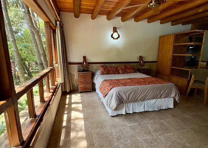 Hosteria Y Cabanas Altamar De Las Pampas